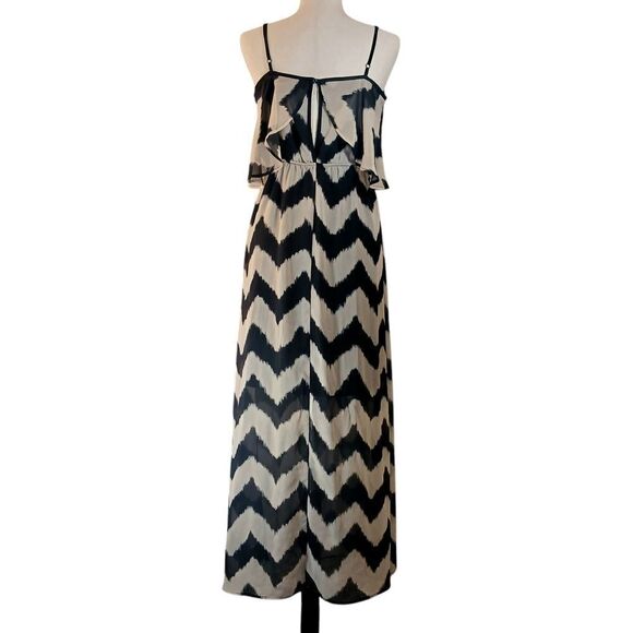 Off The Shoulder Maxi Dress Chevron Stripe Sheer Ruffled Lined Tan Black Size M - Picture 2 of 10